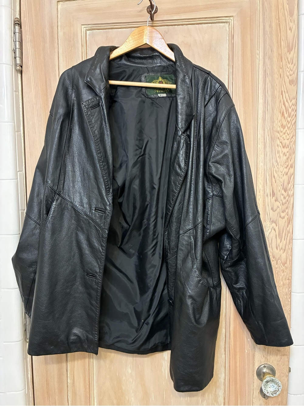 Avanti Black Leather Bomber-Style Jacket